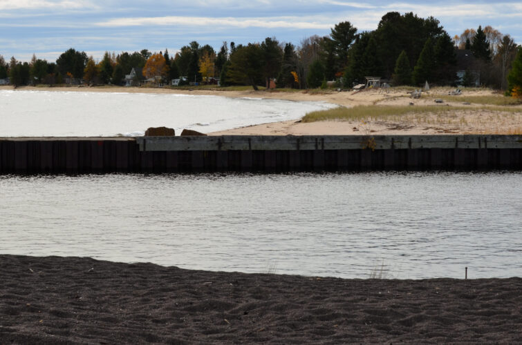 Buffalo Reef dredging set to resume